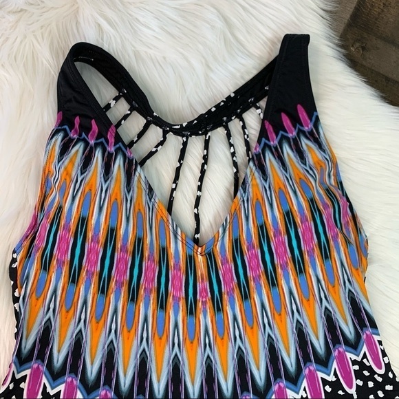 NWOT Bar III Strappy Back Tankini Medium - Picture 3 of 9